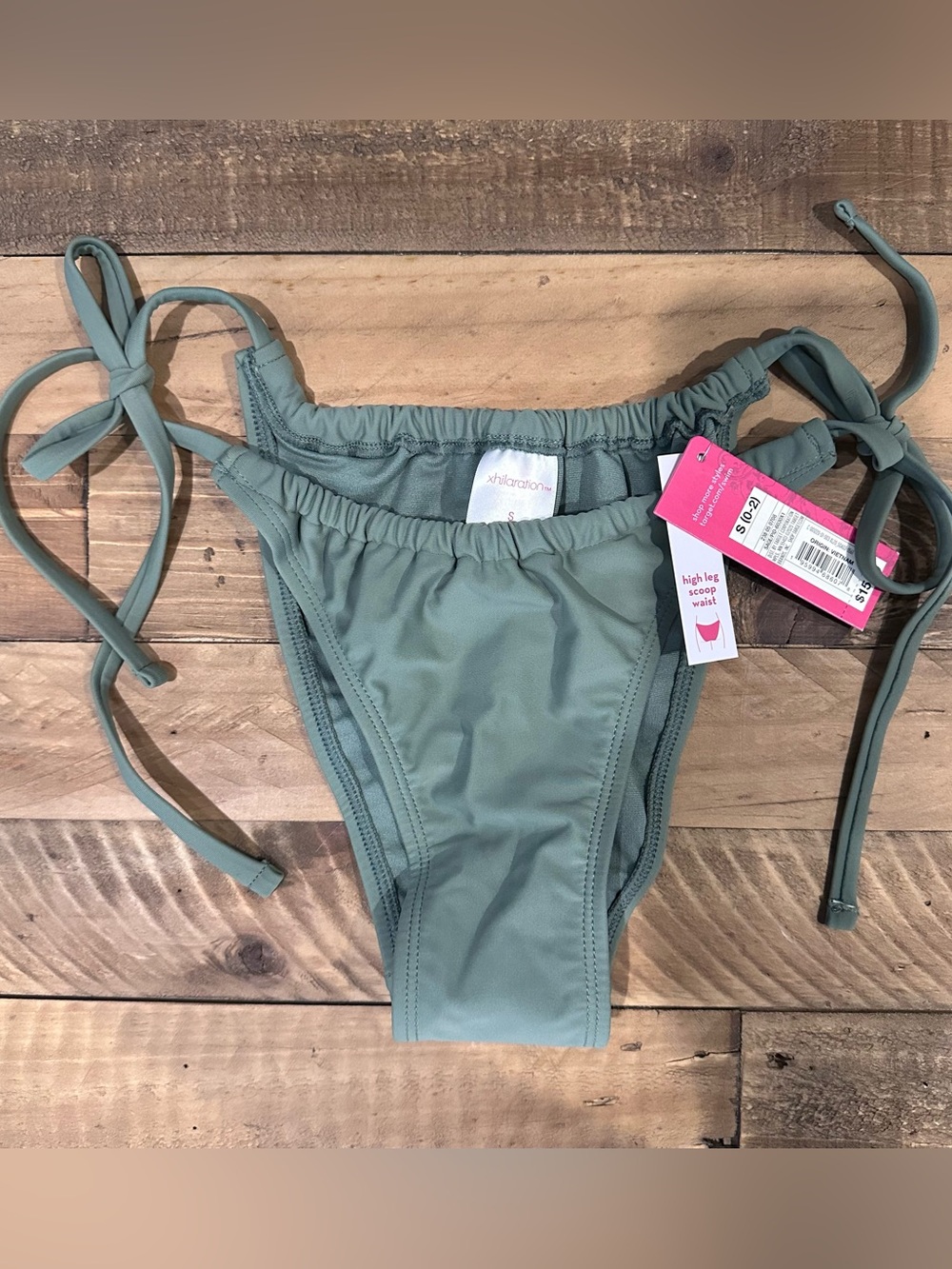⭐️NWT High Leg Cheeky String Bikini Bottoms